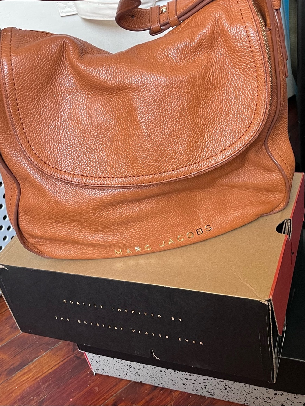 Marc Jacobs Pebbled Leather Shoulder Bag - Tan Brown - Picture 9 of 9